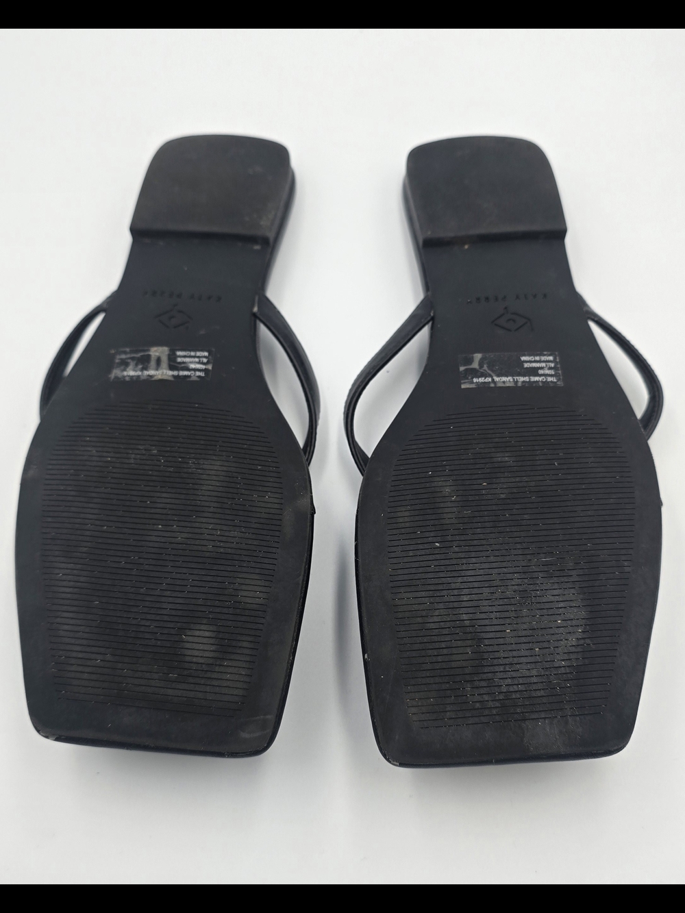 Katie Perry-The Camie Shell Sandal - Black. Women's Size 10 - Picture 5 of 7